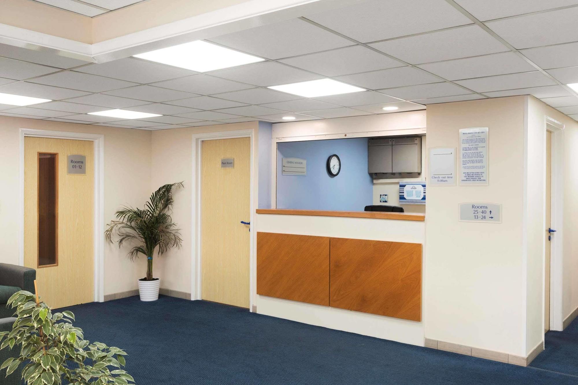 Days Inn Γουίντσεστερ Εξωτερικό φωτογραφία