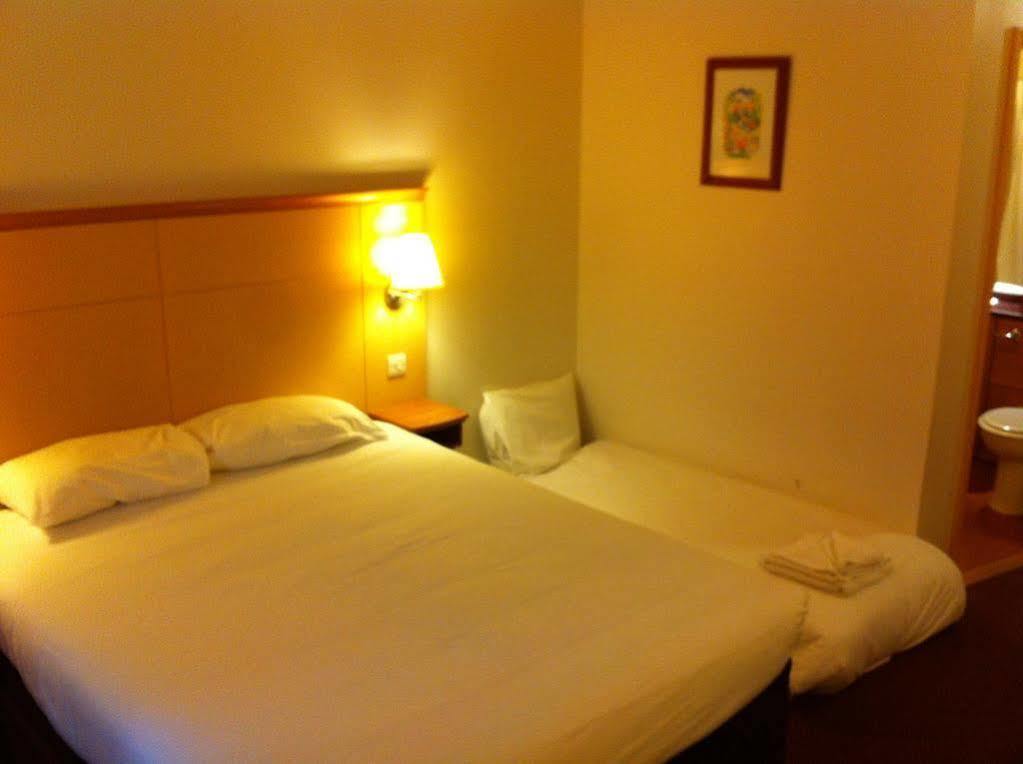 Days Inn Γουίντσεστερ Εξωτερικό φωτογραφία